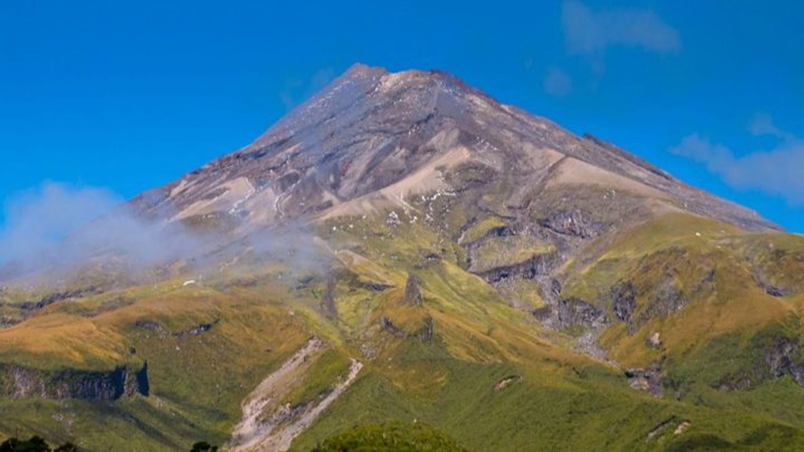 Picture of a mountain.