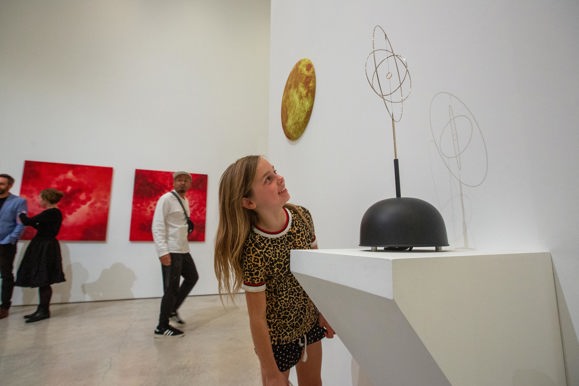 With Len Lye's kinetic sculpture Roundhead